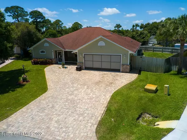 Vero Beach, FL 32968,645 38th CT