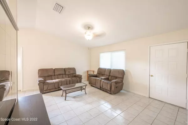 Palm Bay, FL 32909,837 San Filippo DR SE