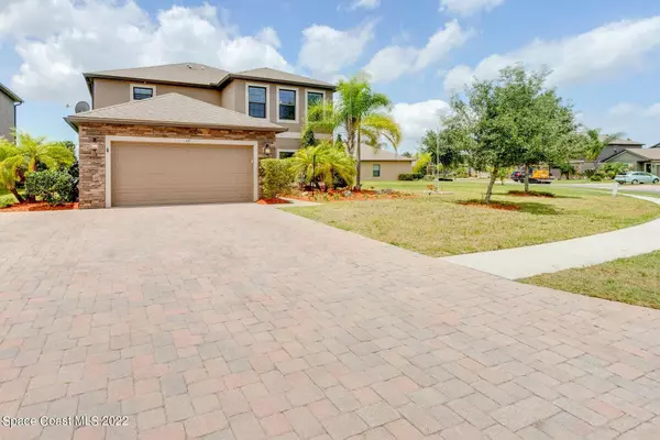 431 Dillard DR SE, Palm Bay, FL 32909