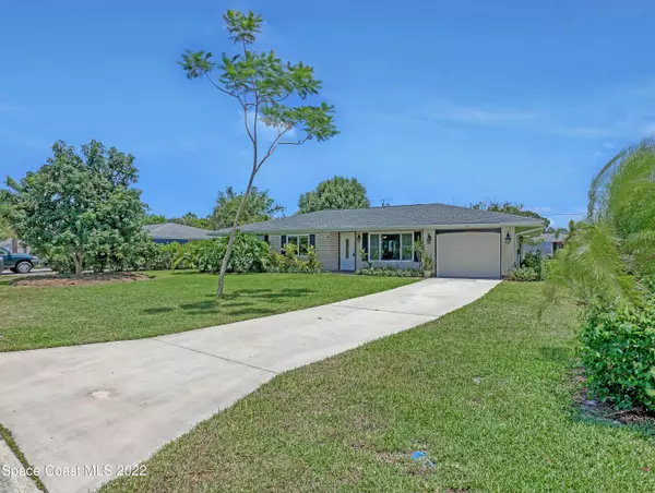 Vero Beach, FL 32962,645 23rd PL SW