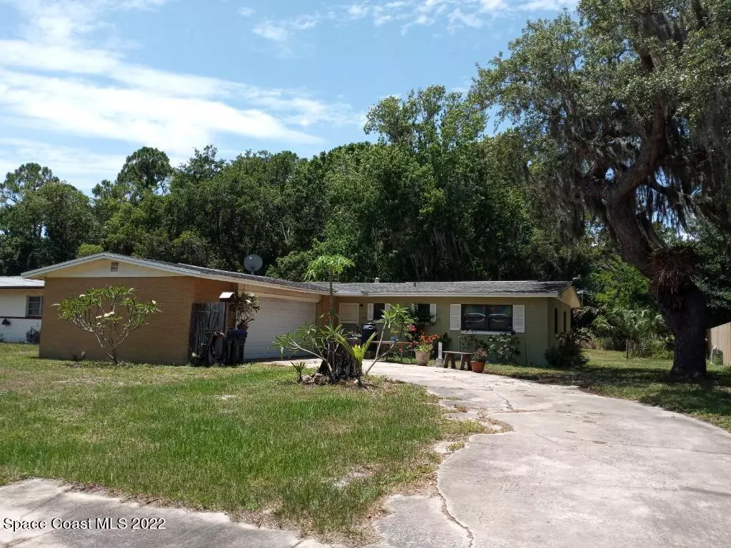 Titusville, FL 32796,90 Terrace Garden AVE