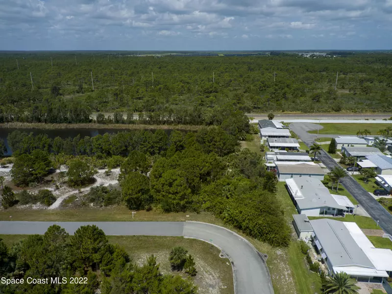 8720 7th AVE, Micco, FL 32976