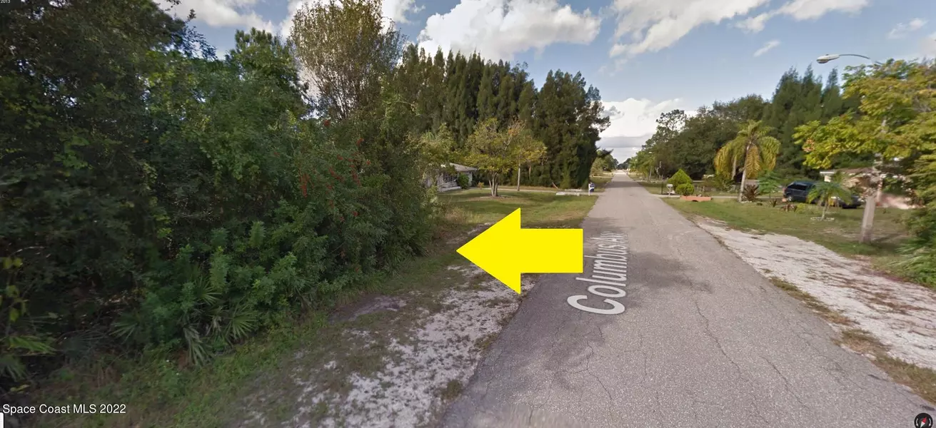 211 Columbus AVE, Lehigh Acres, FL 33936