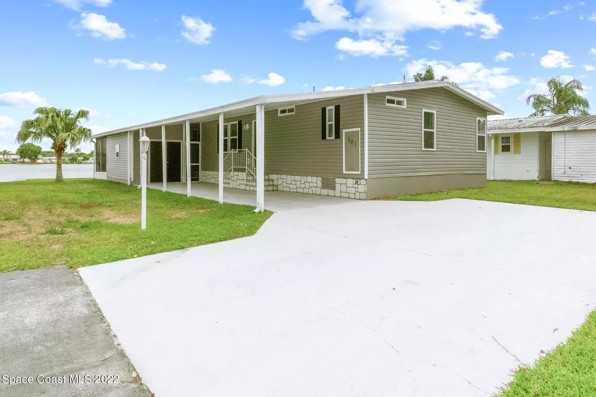 Cocoa, FL 32926,301 Bottlebrush CT