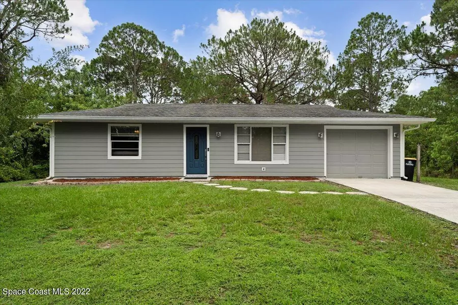 1016 Tevis ST SE, Palm Bay, FL 32909