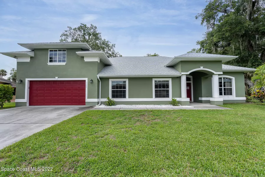 762 Seymour RD NE, Palm Bay, FL 32905