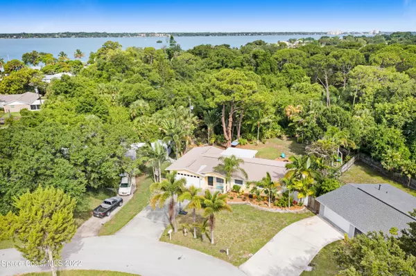 Merritt Island, FL 32952,320 Brentwood CT