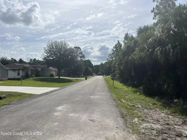 Palm Bay, FL 32909,627 Gagnon ST SE