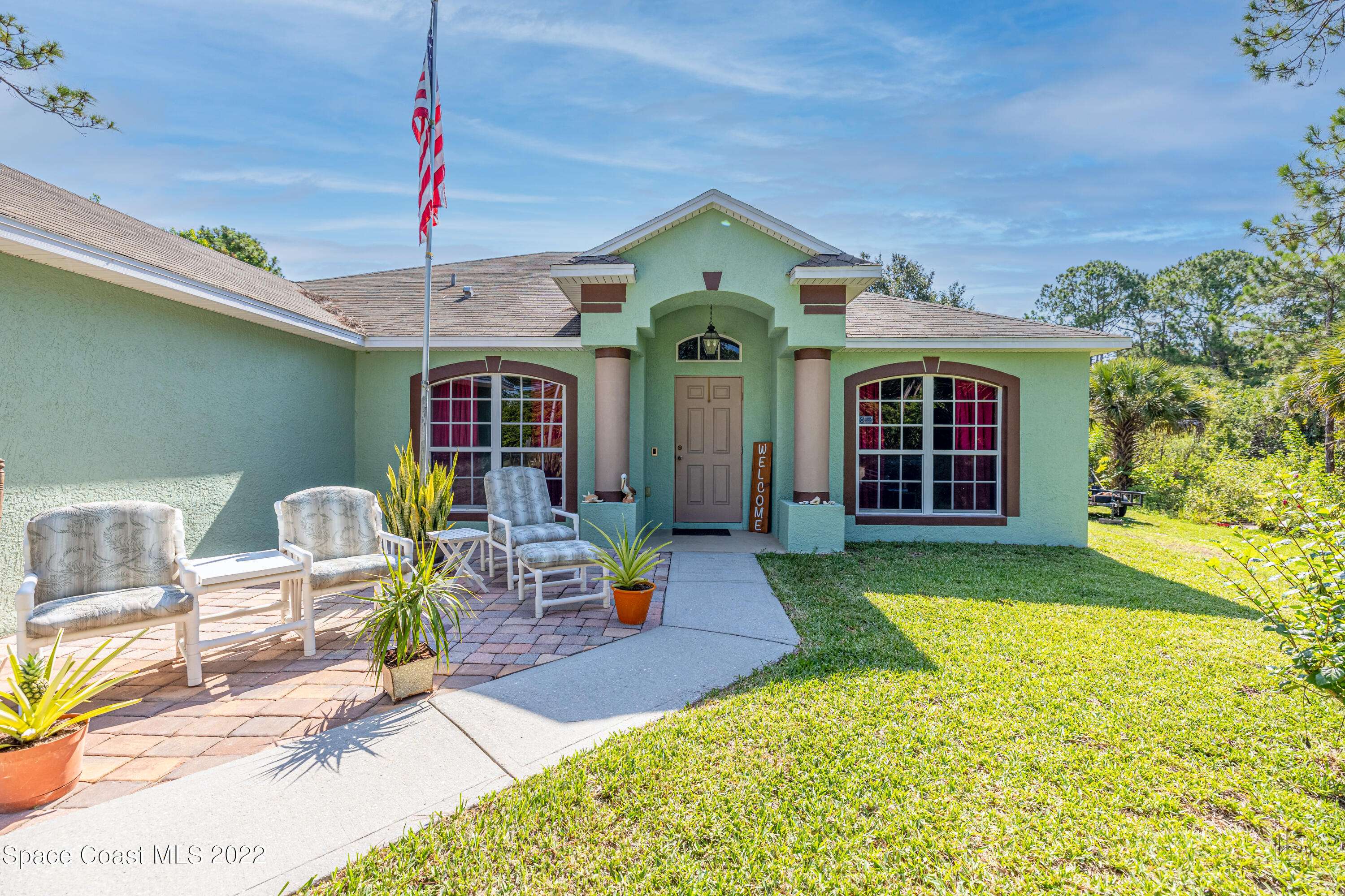 1383 Darrow RD SW, Palm Bay, FL 32908