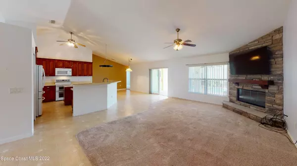 Palm Bay, FL 32907,401 Capeador ST NW