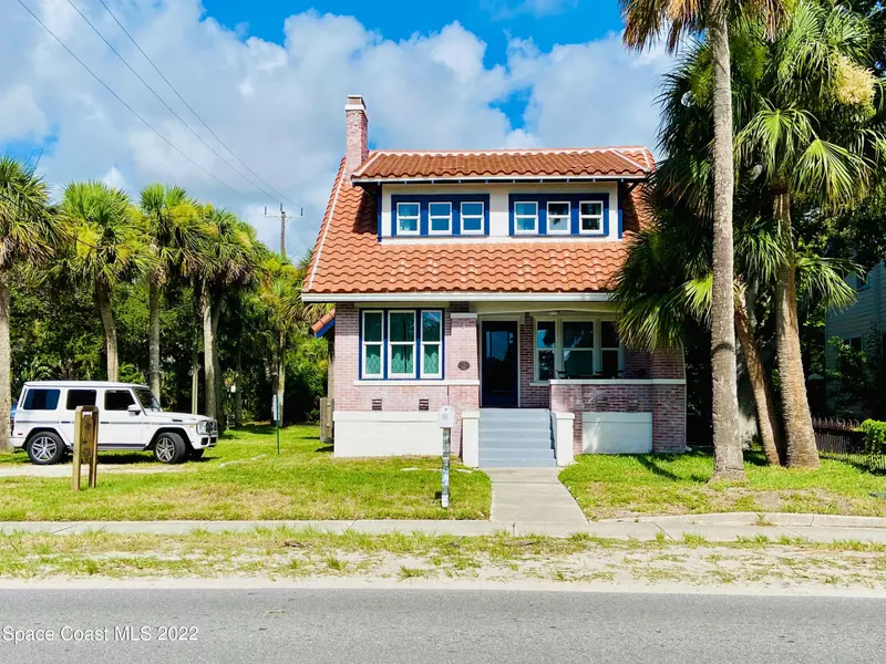 110 S Peninsula AVE, New Smyrna Beach, FL 32169
