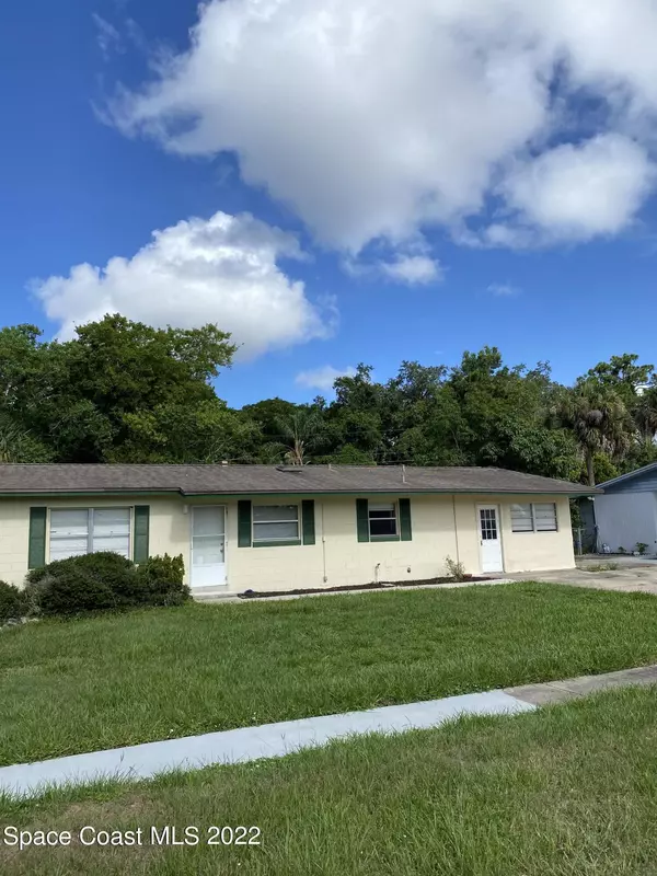 1740 Kings CT, Titusville, FL 32780