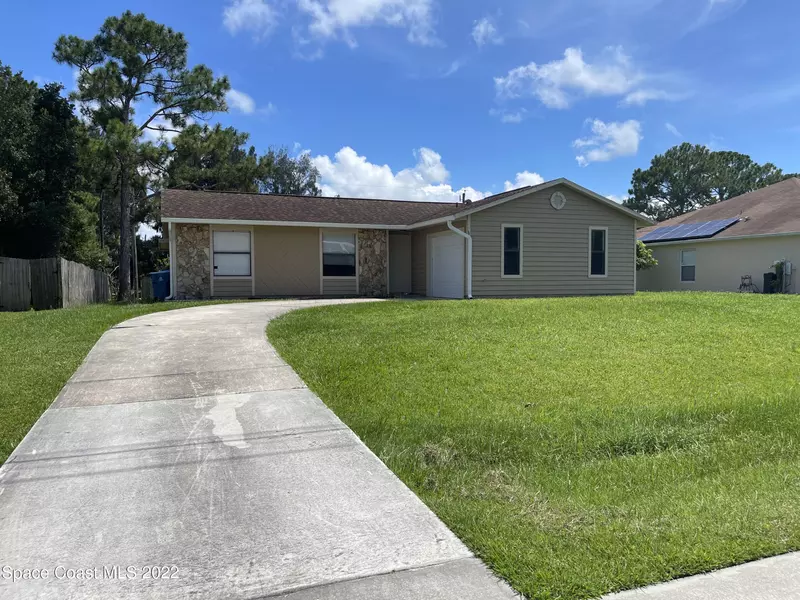 246 Americana BLVD NW, Palm Bay, FL 32907