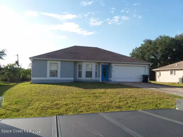 1091 San Matio ST SE, Palm Bay, FL 32909