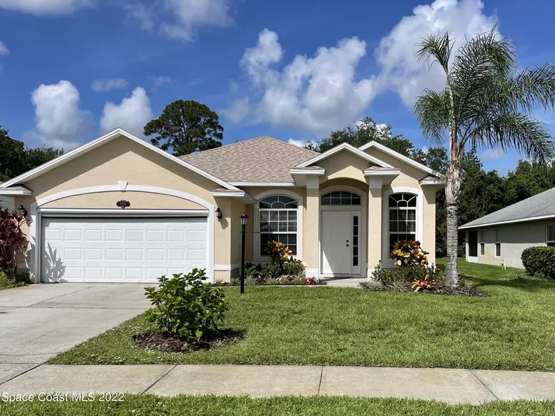 904 Tavernier CIR NE, Palm Bay, FL 32905