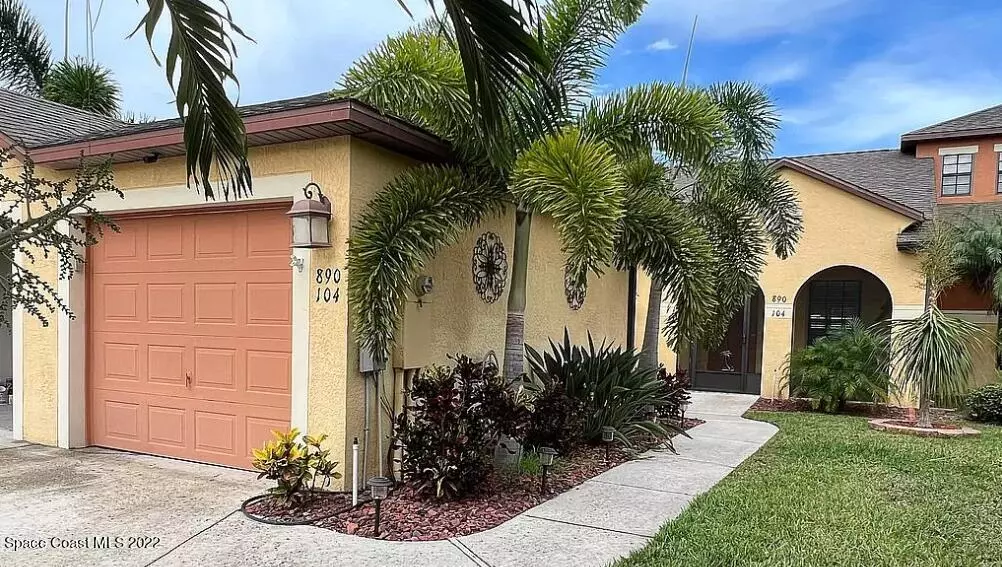 Melbourne, FL 32901,890 Luminary CIR #104