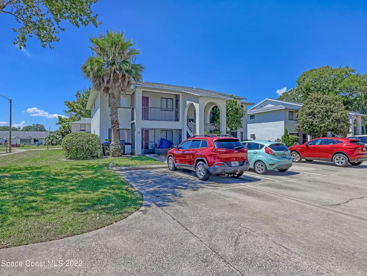 Titusville, FL 32796,122 Mcneela DR #122