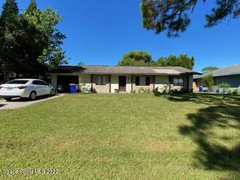 3228 Pine Tree DR, Edgewater, FL 32141