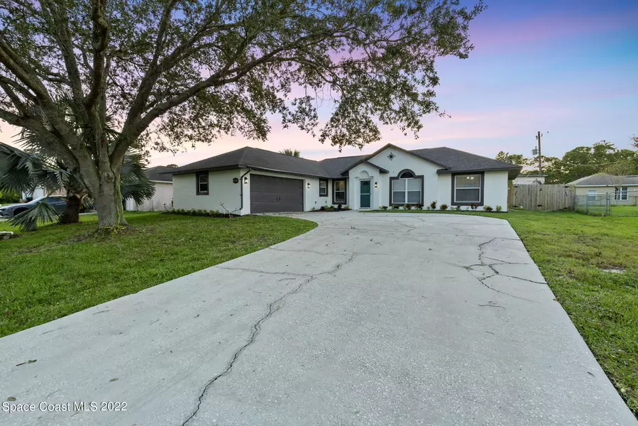 698 Scotten AVE SW, Palm Bay, FL 32908