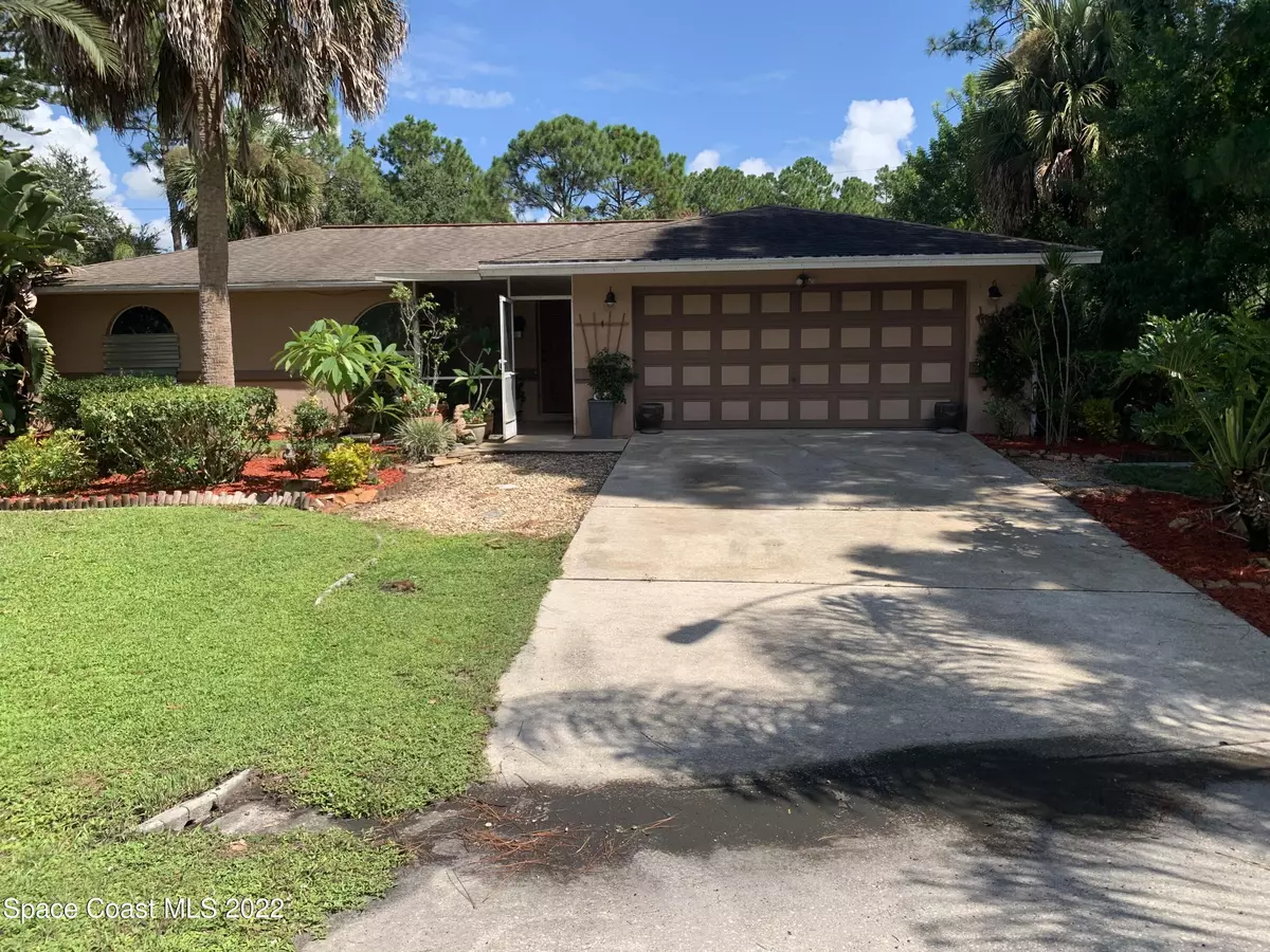 Palm Bay, FL 32907,596 Geiger CT NW