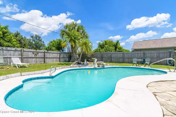 1811 Barker ST NE, Palm Bay, FL 32907