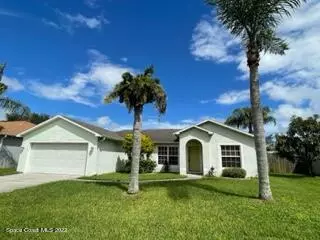 823 Del Mar CIR, Melbourne, FL 32904