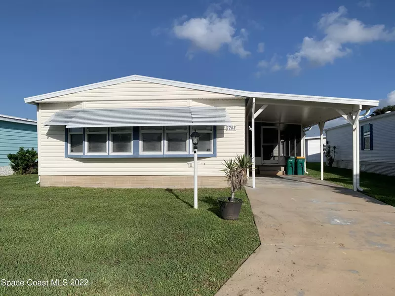 1203 Marigold DR, Sebastian, FL 32976