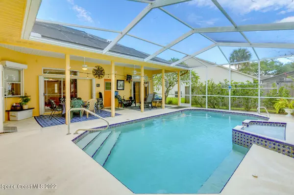 Melbourne, FL 32901,925 Whisperoak DR