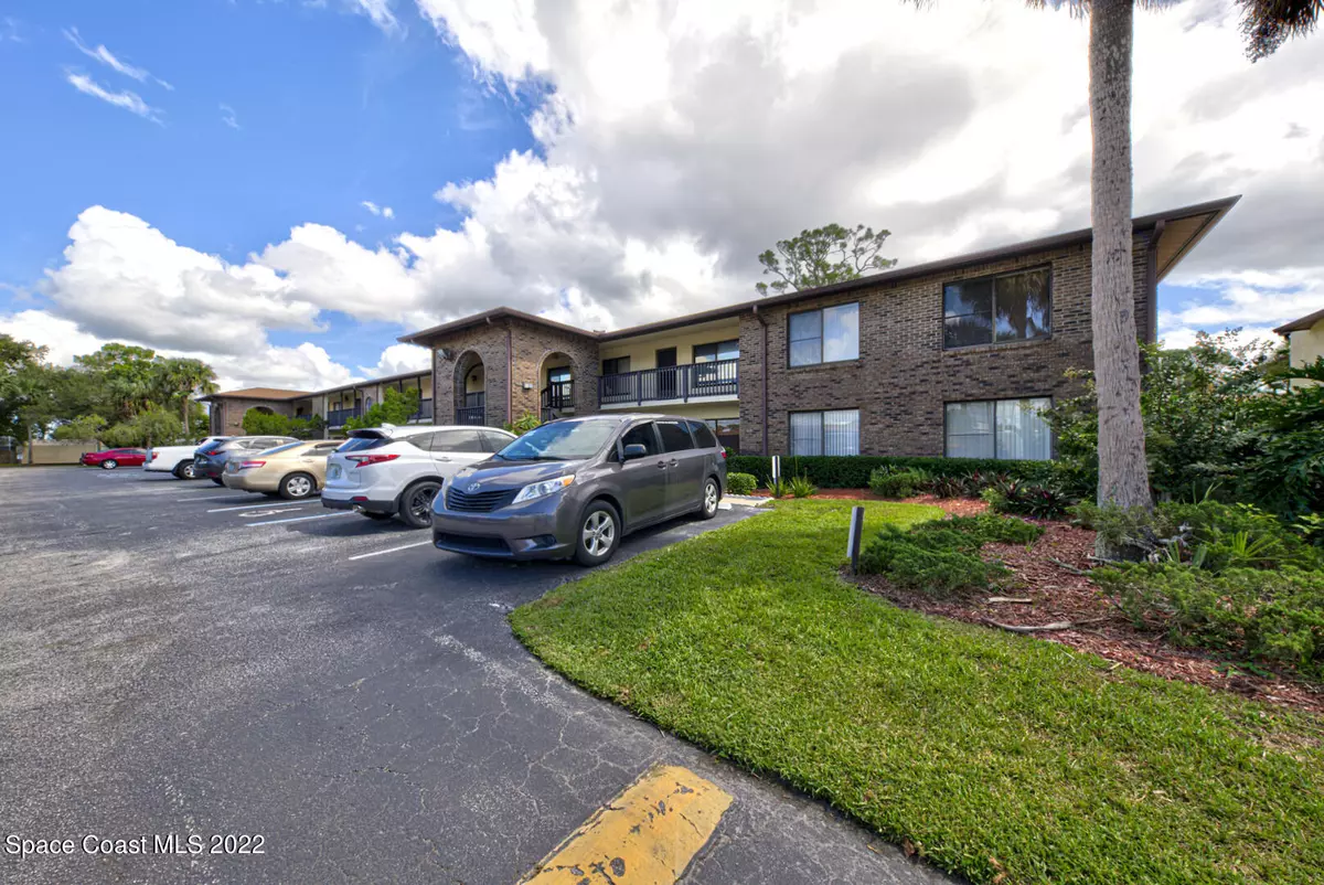 Rockledge, FL 32955,1515 Huntington LN #428