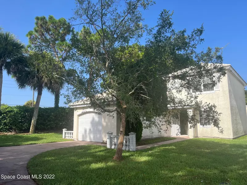 2022 Bluestem CIR NE, Palm Bay, FL 32905