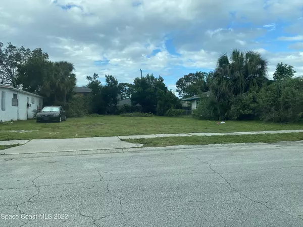 524 Ryoland ST, Melbourne, FL 32901