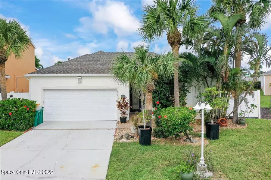 250 Rose Cup LN, Indialantic, FL 32903