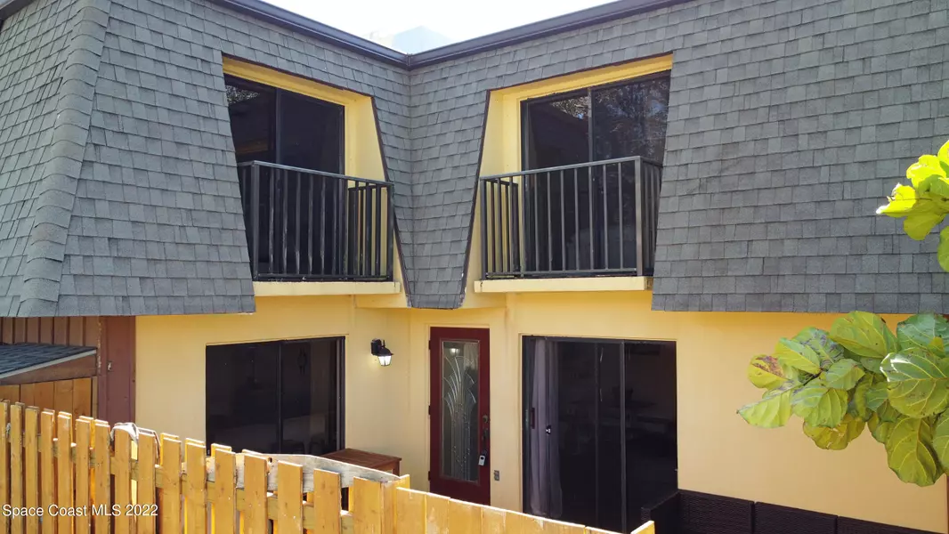 3802 Saxon DR, New Smyrna Beach, FL 32169