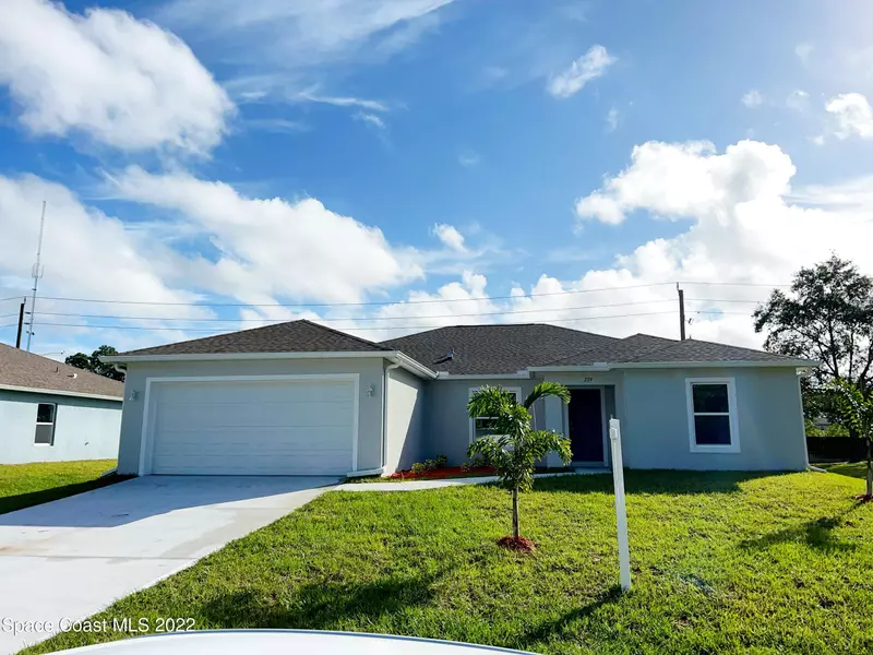 279 Wilton AVE SW, Palm Bay, FL 32908