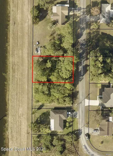 118 Hoffer AVE NW, Palm Bay, FL 32907