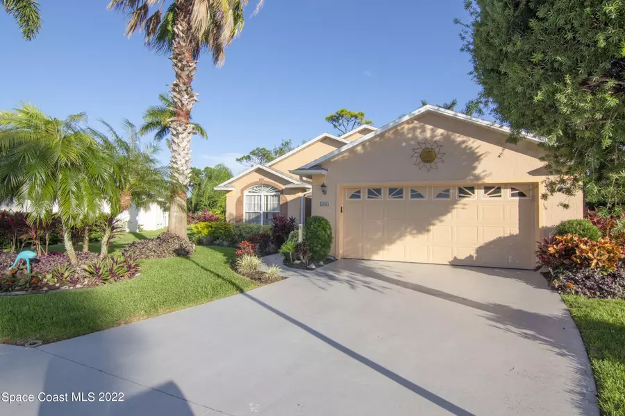 584 Birch CT, Sebastian, FL 32958