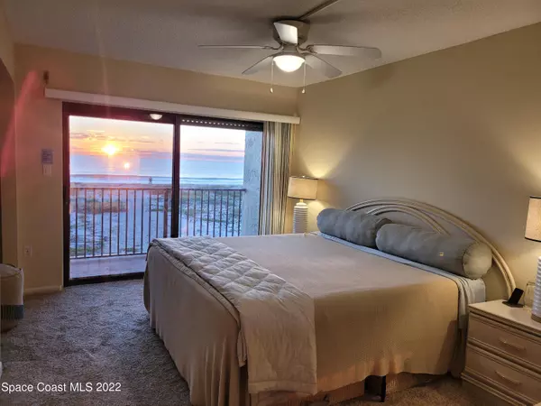 Cocoa Beach, FL 32931,1251 S Atlantic AVE #201