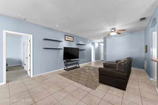 Cocoa, FL 32926,682 Cressa CIR