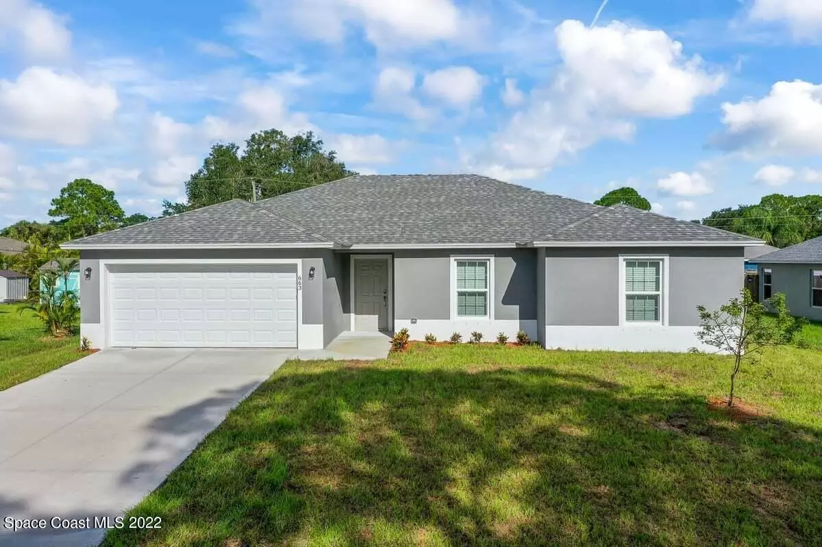 Palm Bay, FL 32905,1111 Ver CIR NE