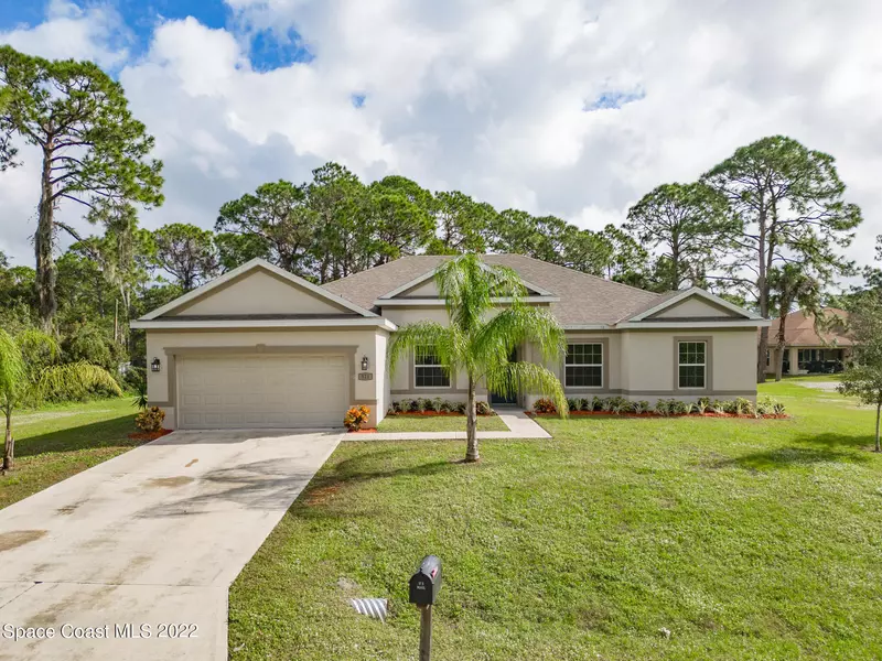 521 Darien AVE SW, Palm Bay, FL 32908