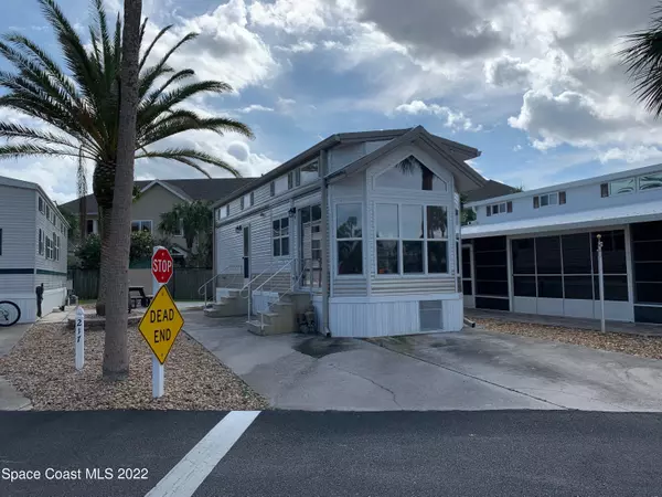 Melbourne Beach, FL 32951,217 Pier LN #504