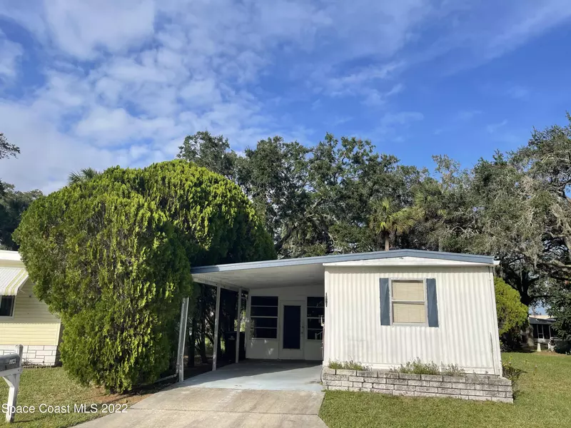 1021 Laurel CT NE, Palm Bay, FL 32907