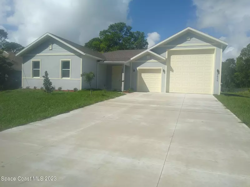 2638 Feise AVE SE, Palm Bay, FL 32909