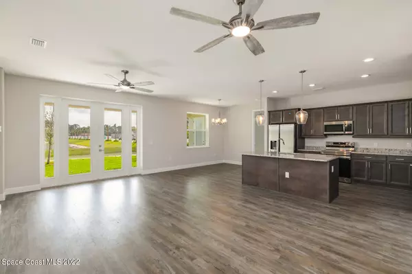 Palm Bay, FL 32908,975 Captiva Island CIR SW