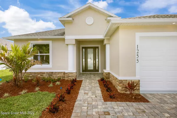 Palm Bay, FL 32908,975 Captiva Island CIR SW