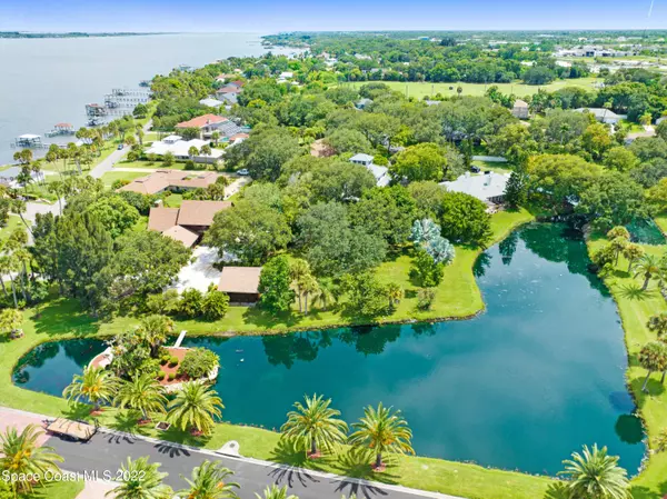 Rockledge, FL 32955,2115 River Oaks CT