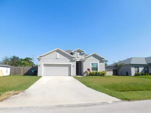 525 Arcadia AVE NE, Palm Bay, FL 32907