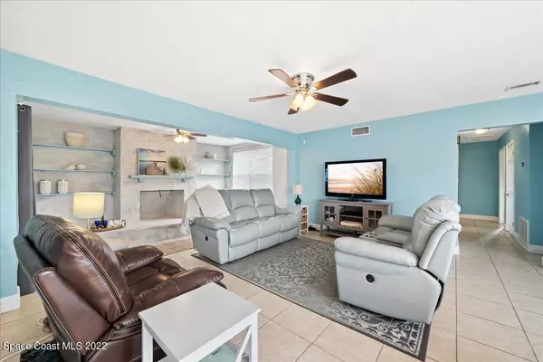 Satellite Beach, FL 32937,109 SE 2nd ST