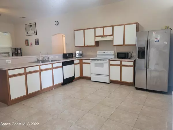 Palm Bay, FL 32907,1807 Edith ST NE