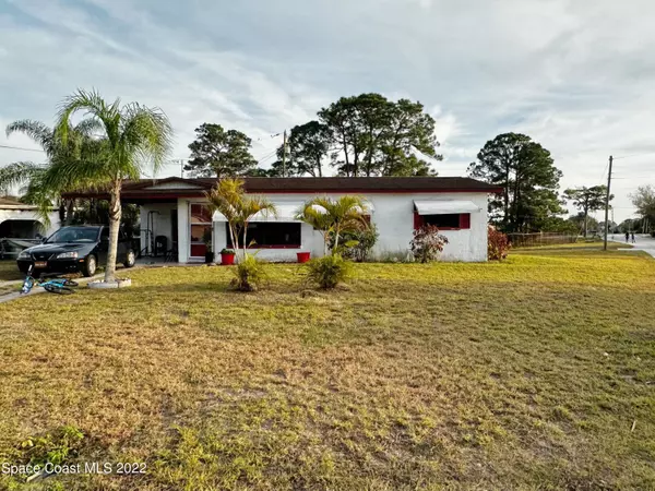 395 Schoolhouse LN, Merritt Island, FL 32953